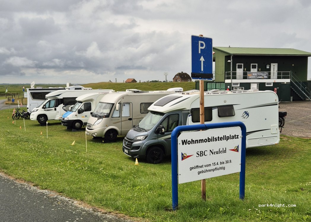 Wohnmobilstellplatz Sportbootclub Neufeld — foto 4