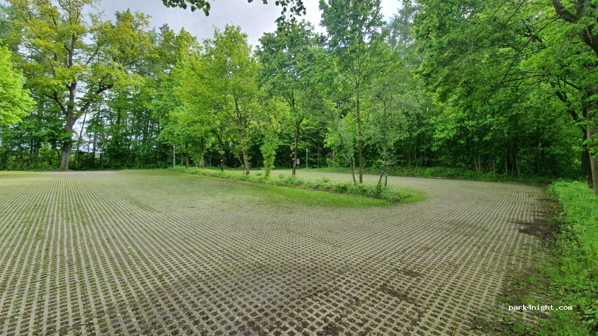 (85253) Erdweg - 1 Petersberg — foto