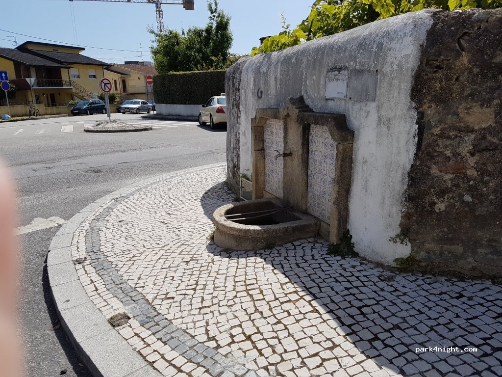(4520-161) Santa Maria da Feira - 91 Rua Comendador Sá Couto — foto 2