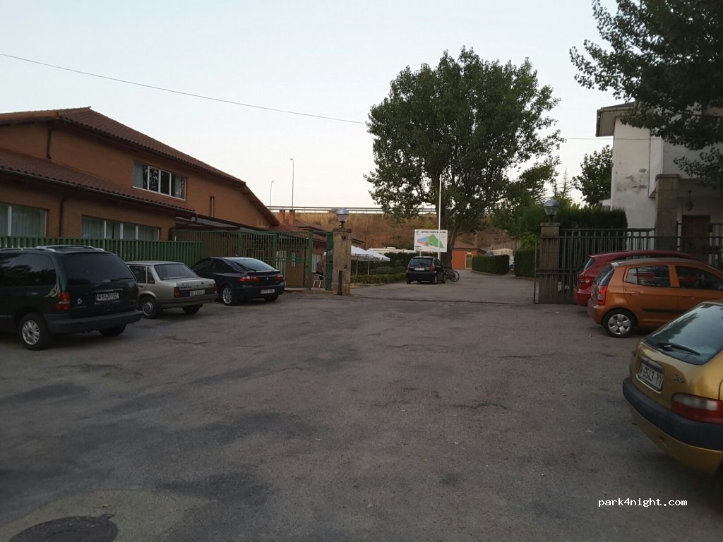 Camping Fuente De La Teja — foto
