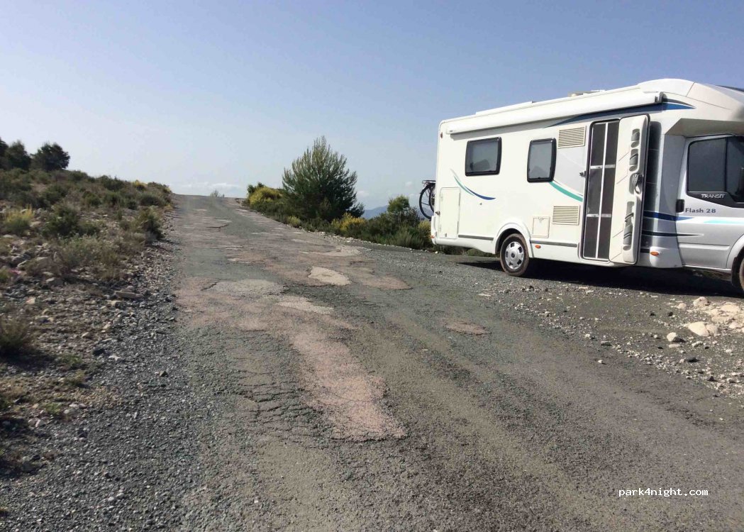(03315) Fondó dels Frares - Unnamed Road — foto 2