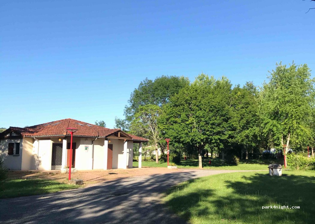 (15600) Maurs - 21 Avenue du Stade — foto 4