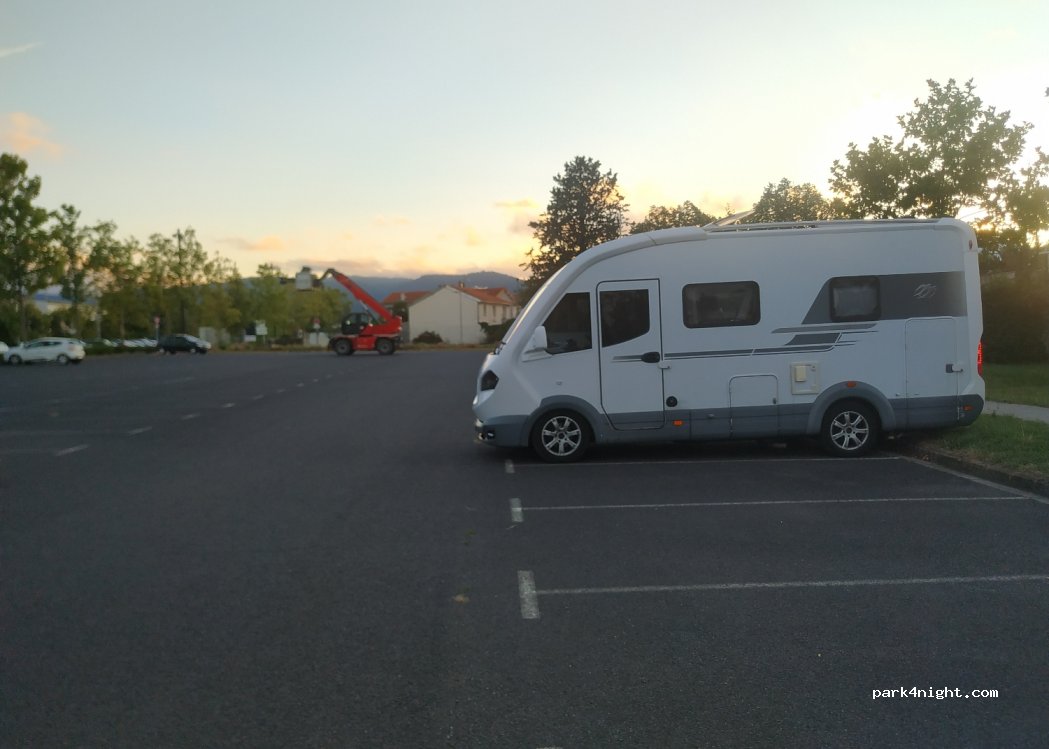 (63170) Aubière - Rue de la Chebarde — foto 2