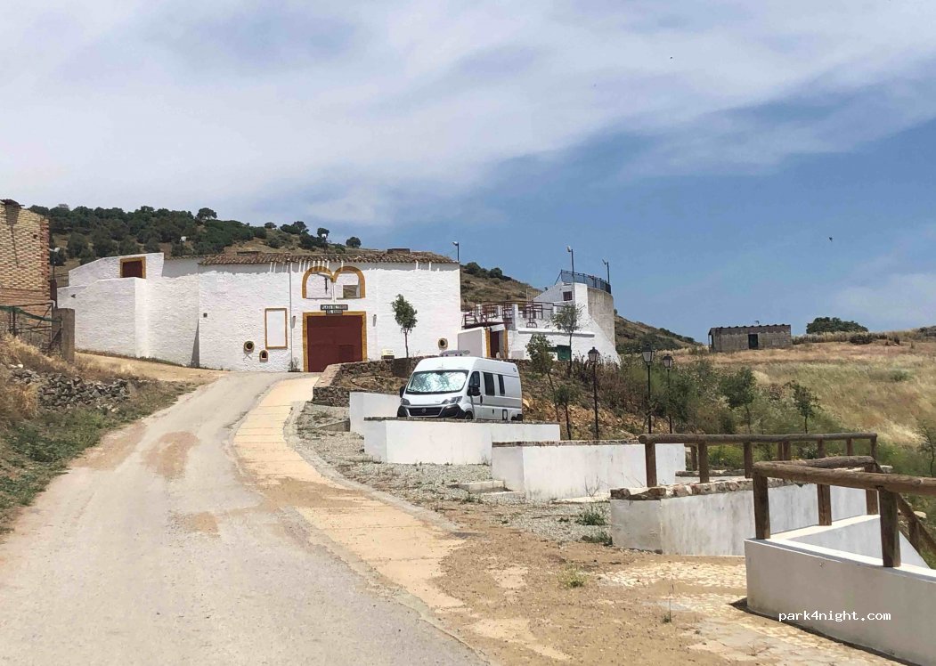(41240) Almadén de la Plata - 37 Barrio Crucero — foto 2
