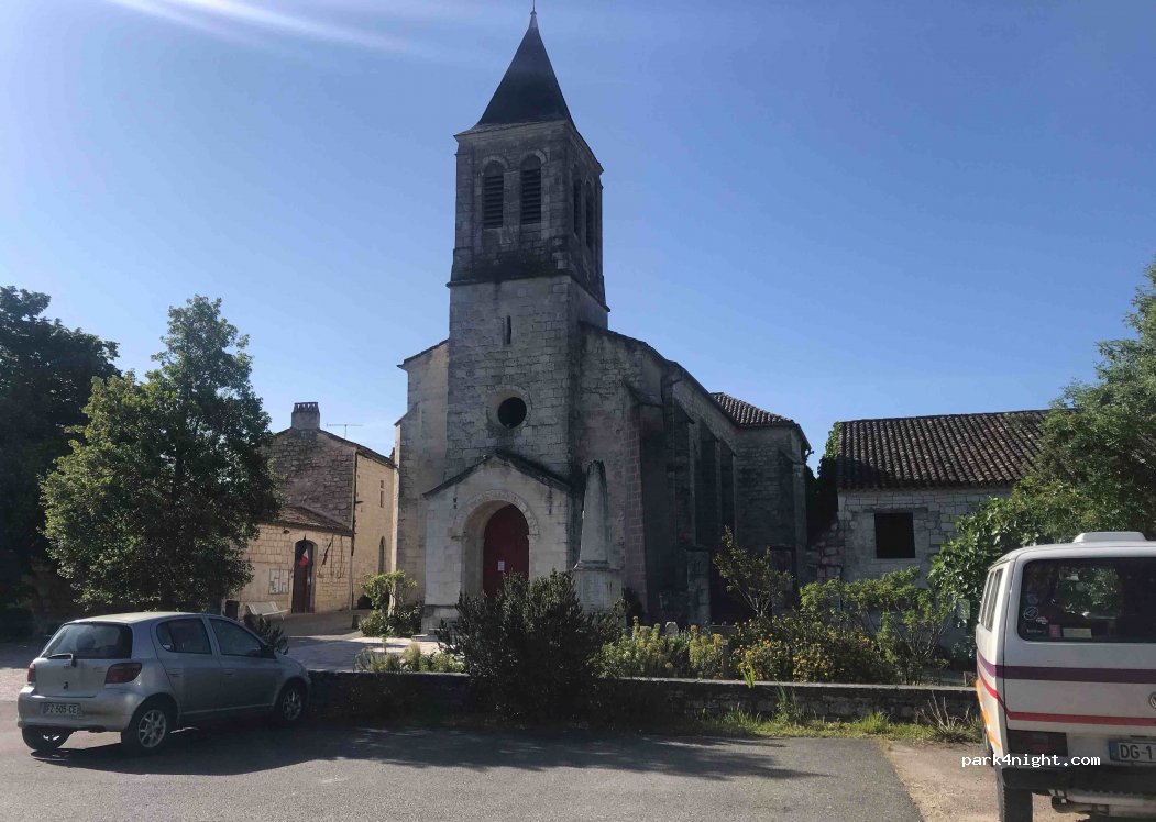 (46170) Saint-Paul-Flaugnac - Le Bourg — foto 2