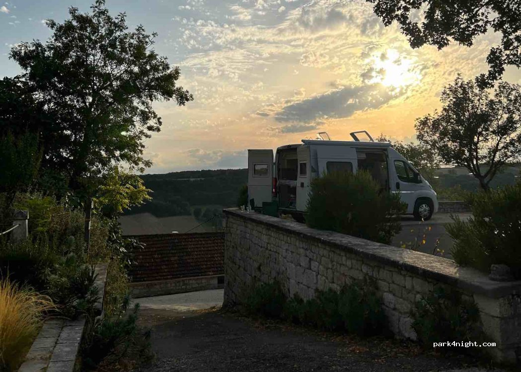 (46170) Saint-Paul-Flaugnac - Le Bourg — foto 3