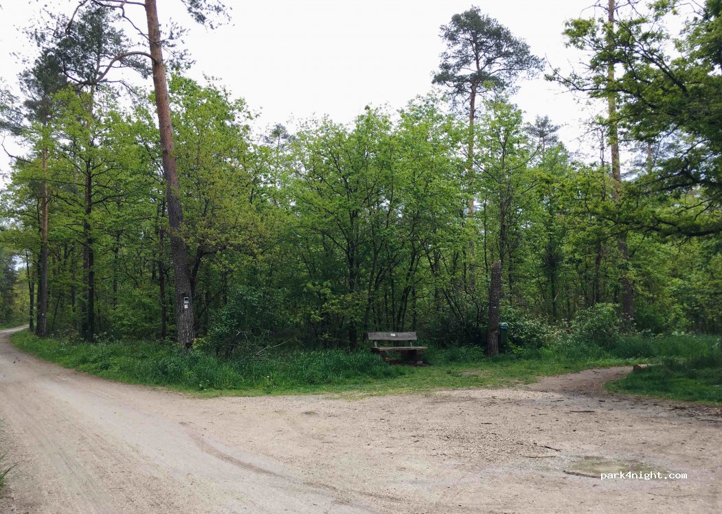(91080) Uttenreuth - 36 Tennenloher Straße — foto 2