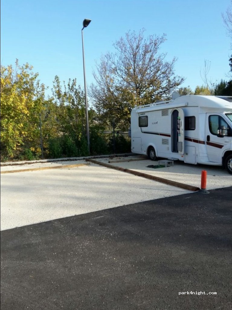 (13800) Istres - 1 Rue des Arnavaux — foto