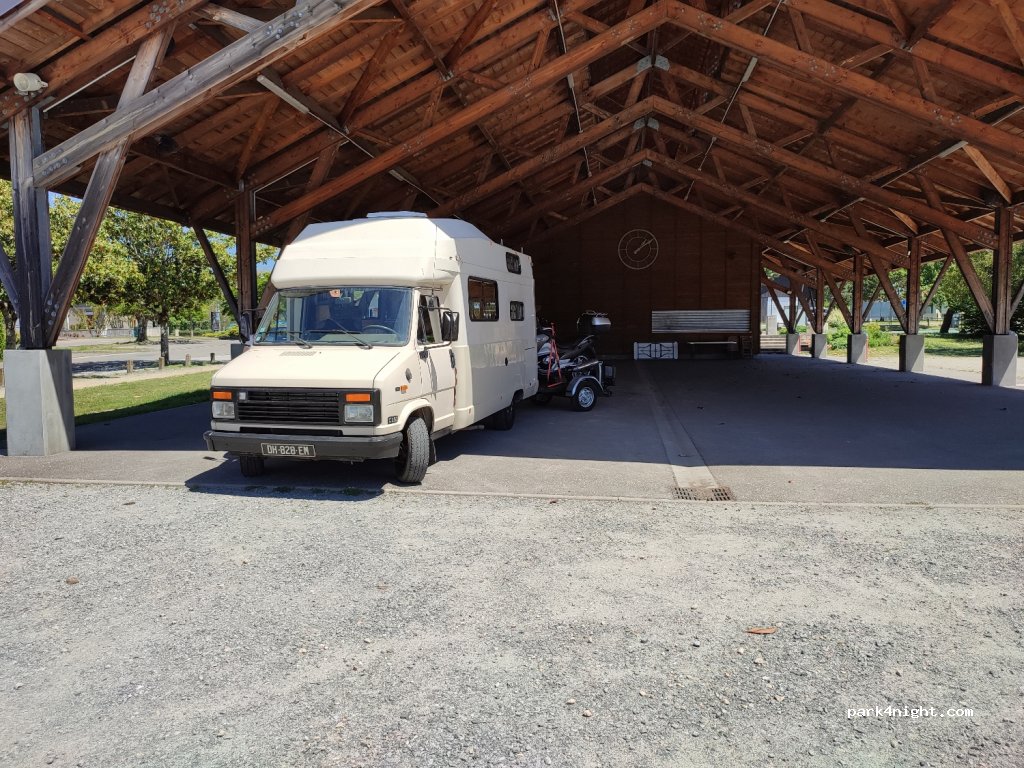 (33380) Mios - 1 Allée de Val de San Vicente — foto
