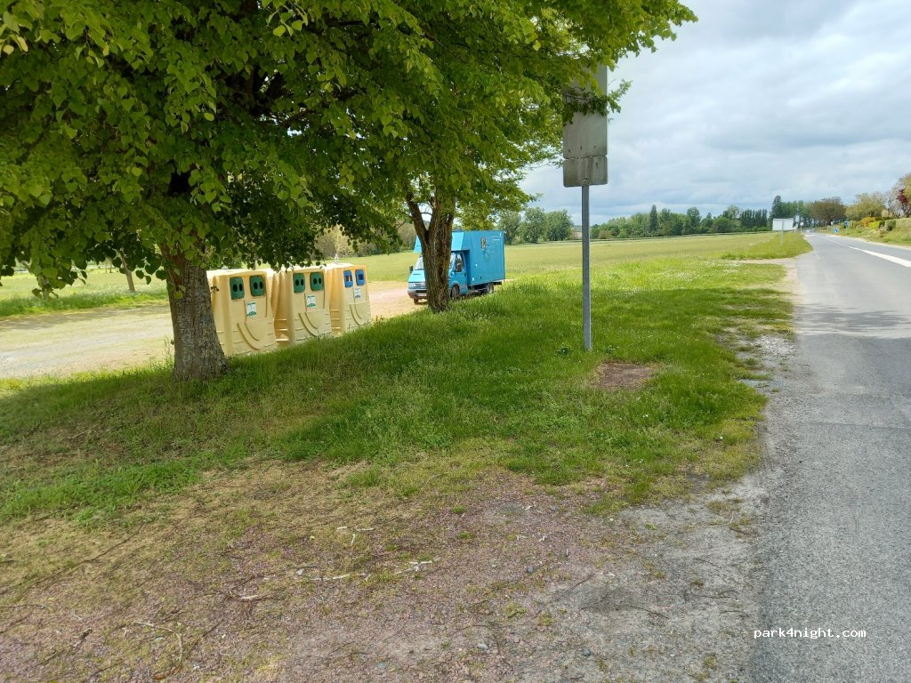 (37500) Seuilly - 7 Route de Lerne — foto