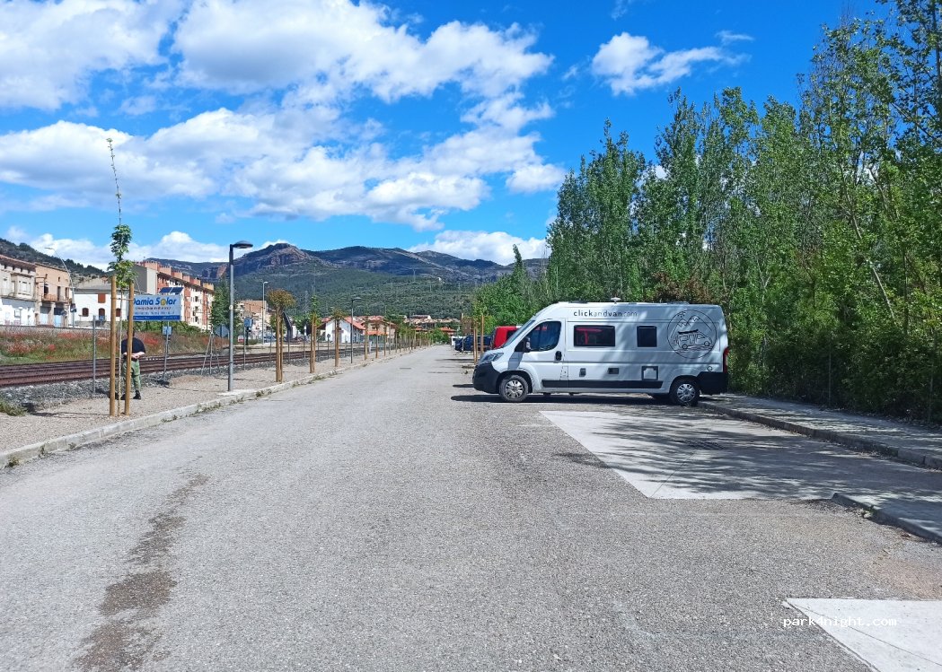 Àrea autocaravanes La Pobla de Segur — foto