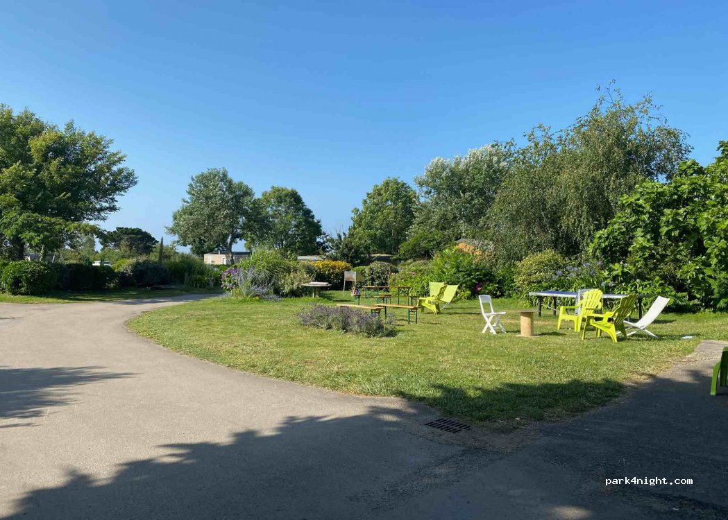 Camping Les Vergers de Squividan — foto