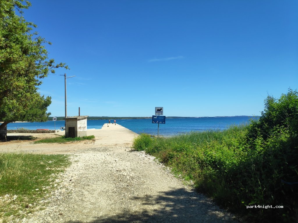 (52212) Vodnjan - Unnamed Road — foto