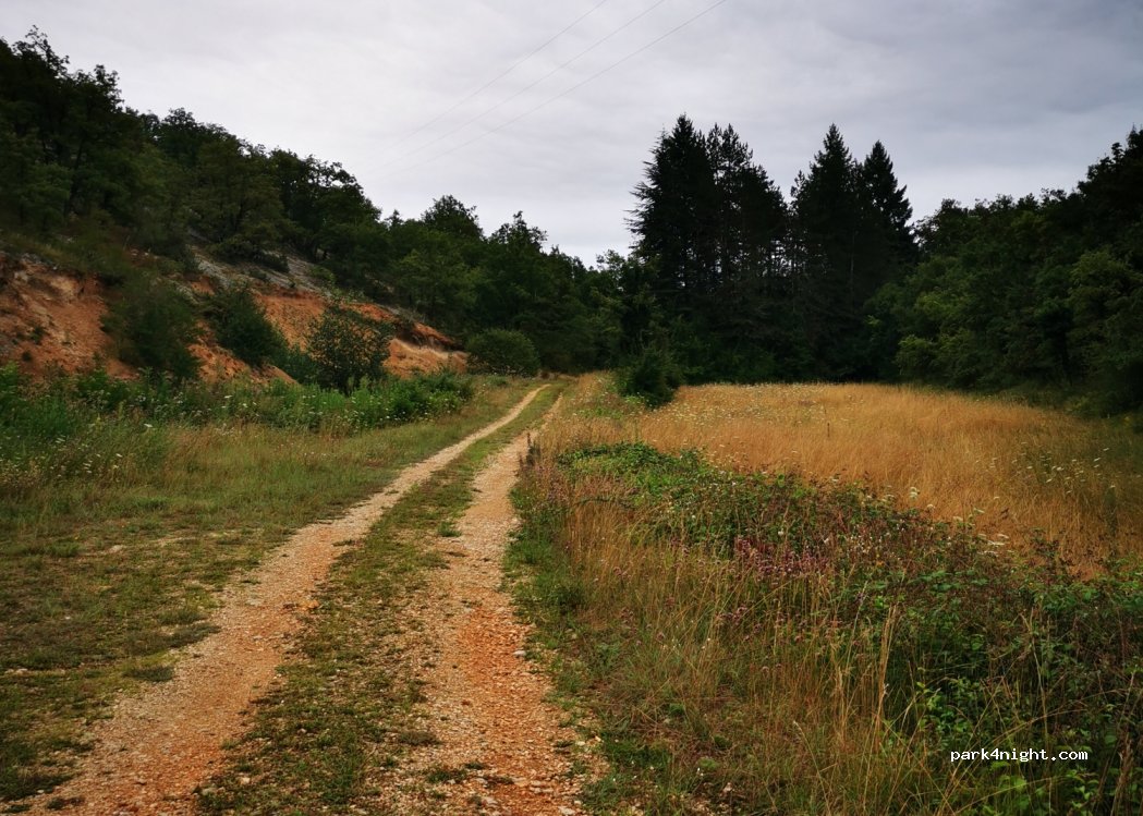 (46330) Lentillac-du-Causse - Unnamed Road — foto 3
