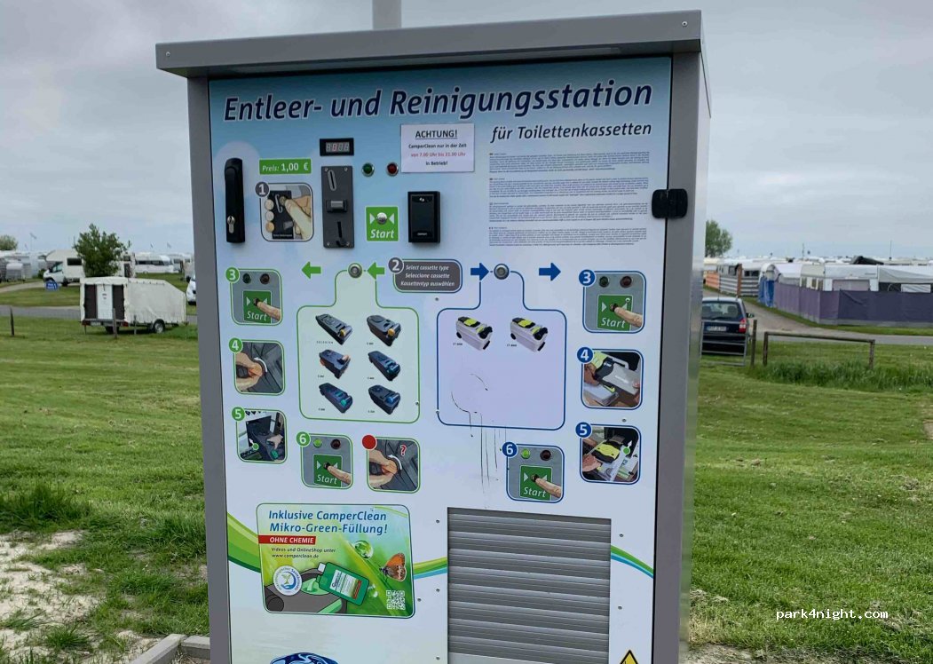 (26434) Wangerland - Unnamed Road — foto