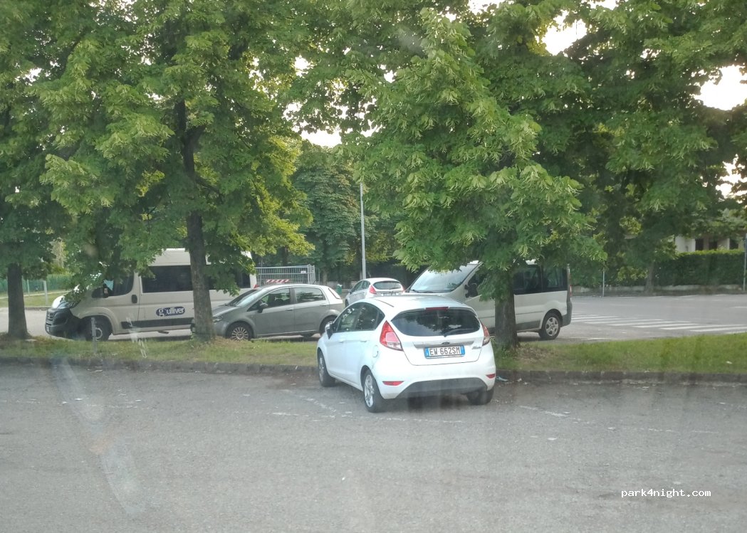 (41049) Sassuolo - Viale Legnago — foto 4