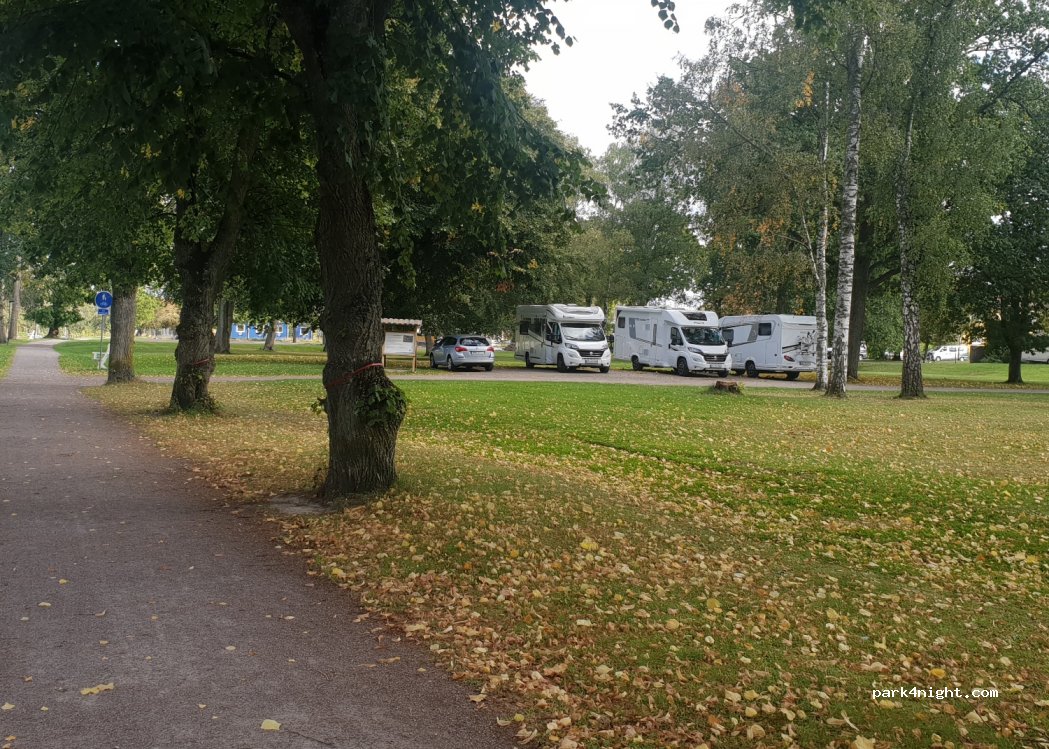 (614 30) Söderköping - 39 Skönbergagatan — foto 3