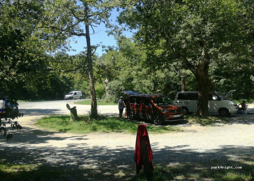 (64310) Saint-Pée-sur-Nivelle - Chemin de Zorribenta — foto 2