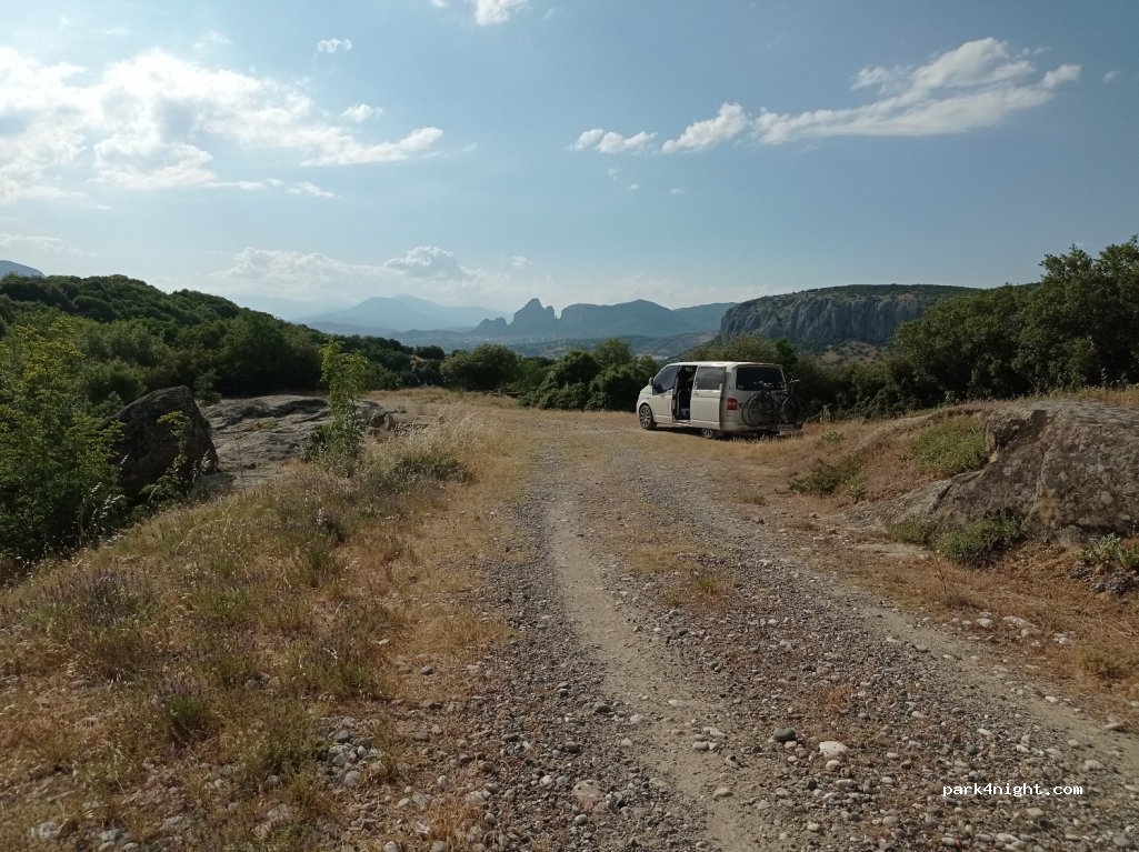 (422 00) Kalampaka - Unnamed Road — foto