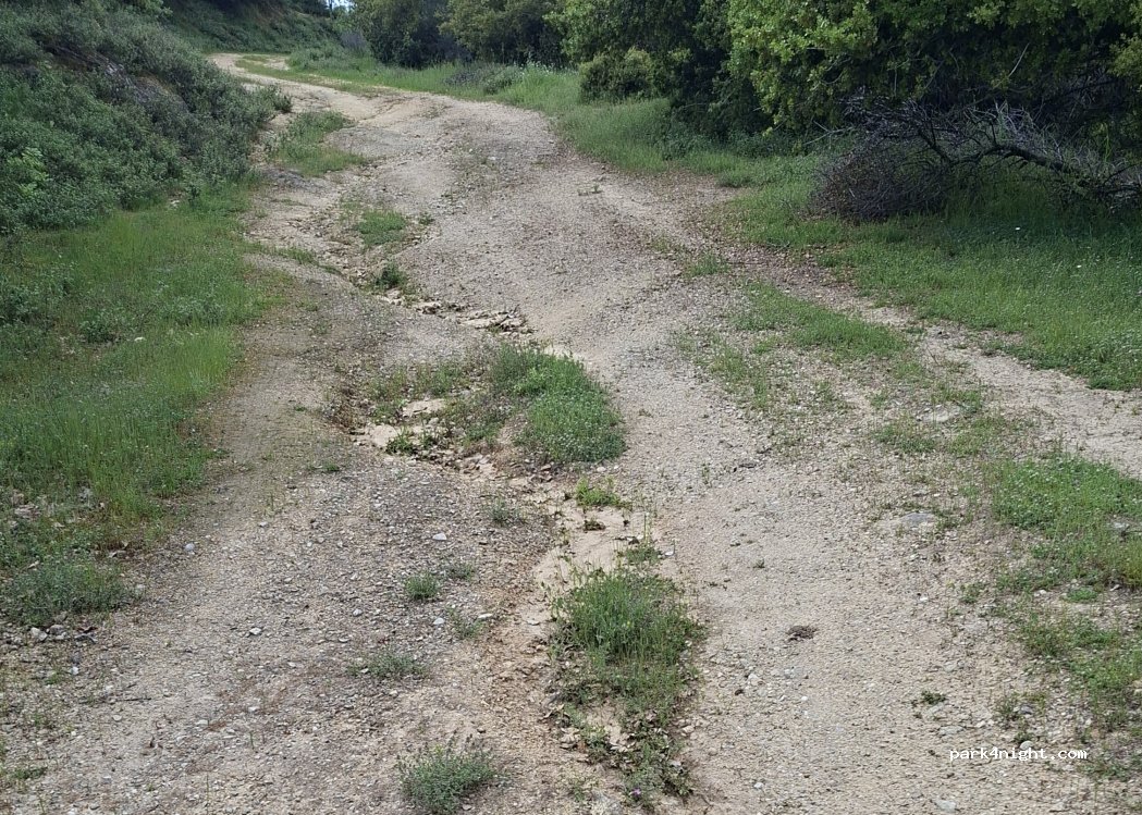(422 00) Kalampaka - Unnamed Road — foto 5