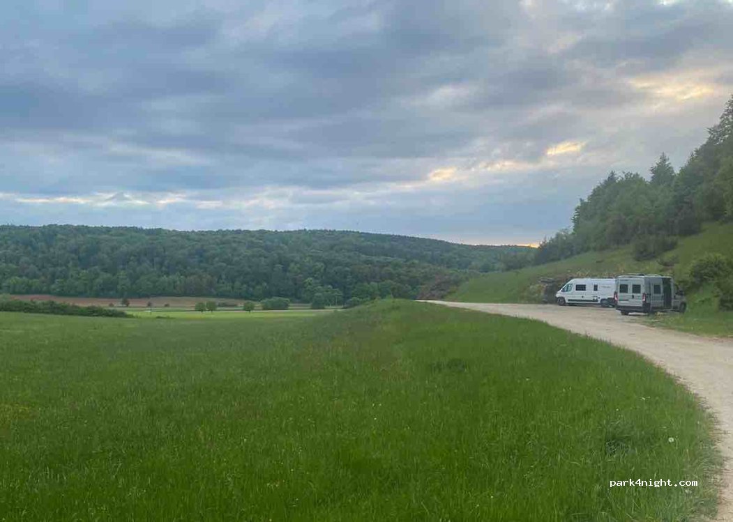 (91795) Dollnstein - Unnamed Road — foto