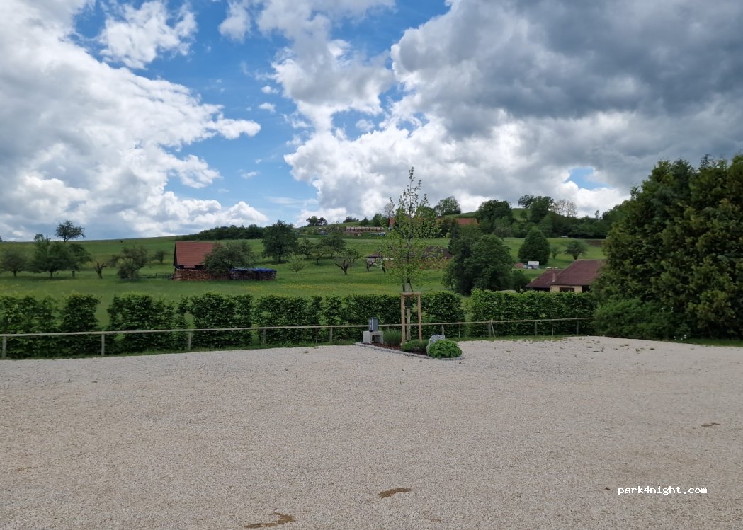 Wohnmobilstellplatz Trailfingen-Gruorn — foto 4
