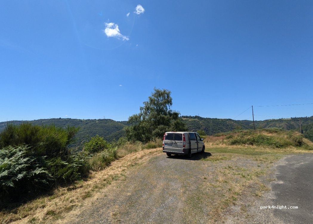(12420) Argences-en-Aubrac - Puech Picou — foto