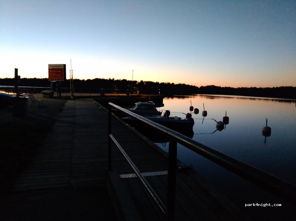 (130 40) Djurhamn - 246 Sollenkrokavägen — foto