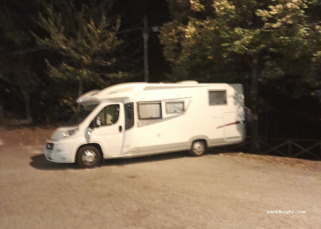 (64100) Teramo - Piazza Eleuterio di Eleuterio — foto