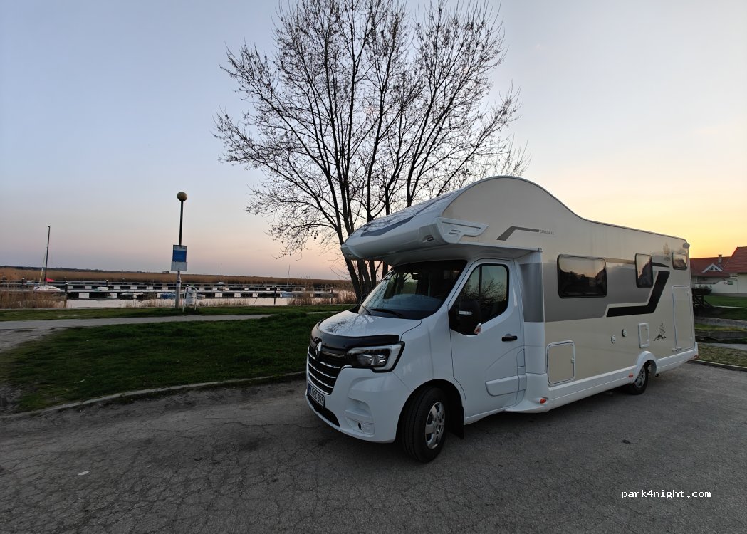 (2481) Velence - 2 Tóbíró köz — foto 5