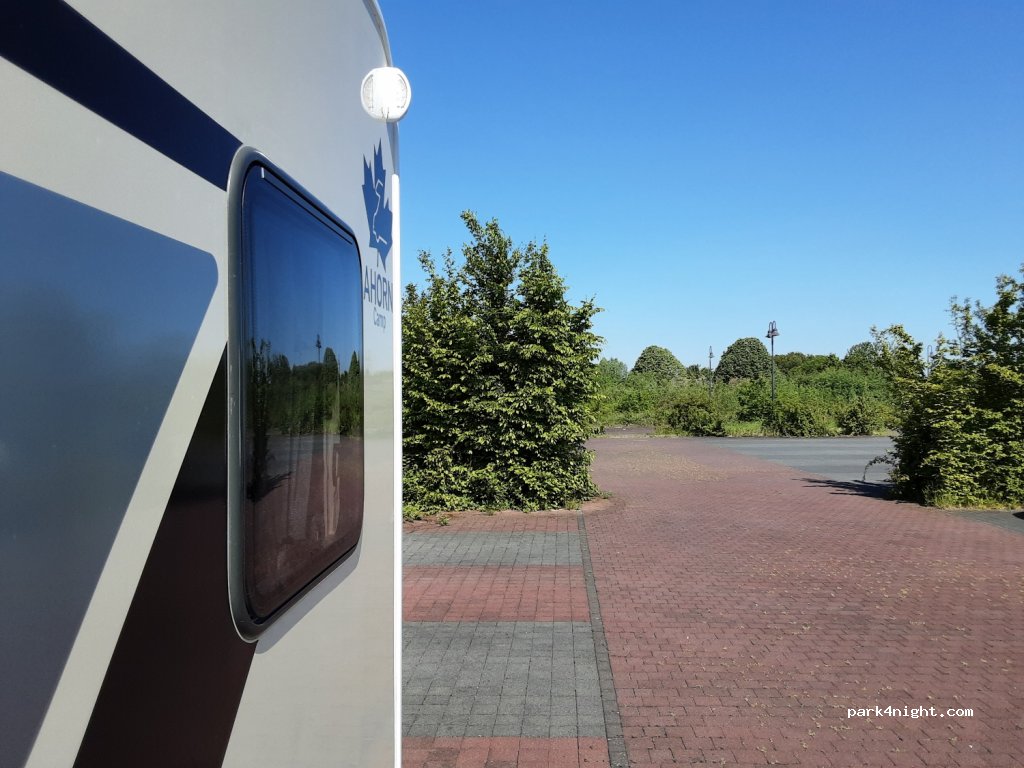 (50189) Elsdorf - 15 Burgstraße — foto 2