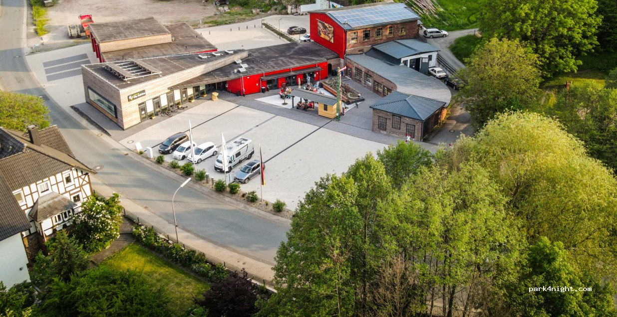 Wohnmobilstellplätze am Zentrum Via Adrina — foto