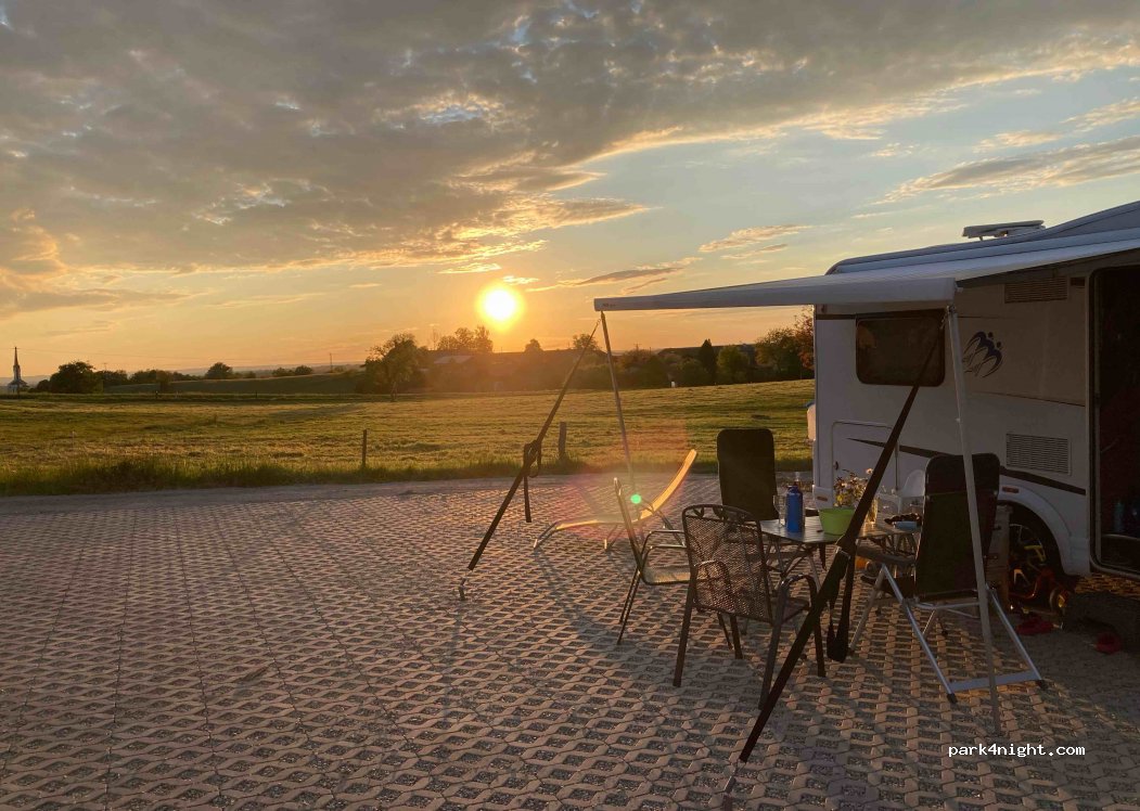 Farm camping on the Reifnhof — foto