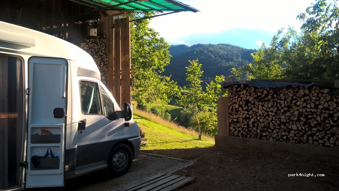 (5280) Idrija - Carl Jakoba 9 — foto