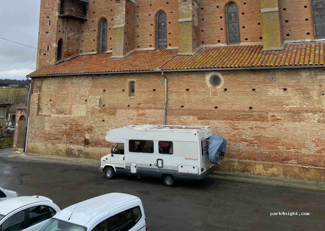 (31430) Le Fousseret - 4 Place du Picon — foto 3