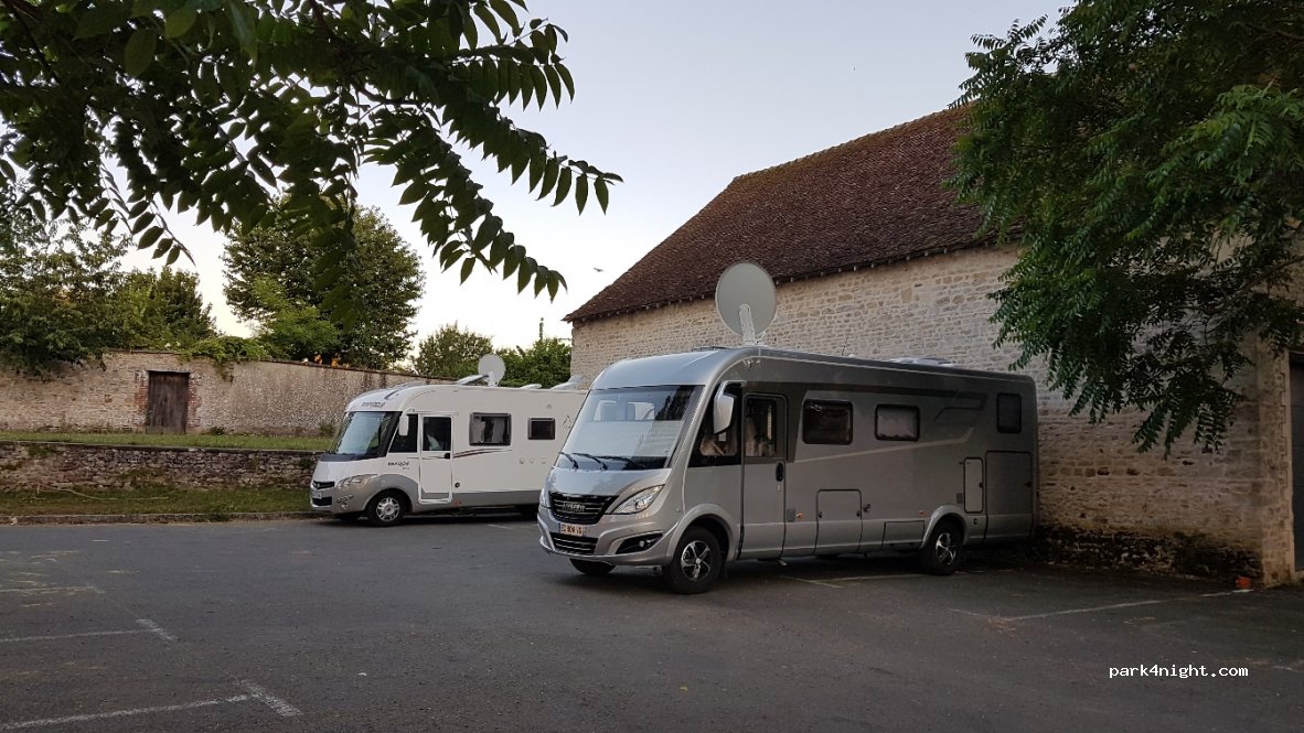 (61570) Mortrée - Rue des Murs d'O — foto 2