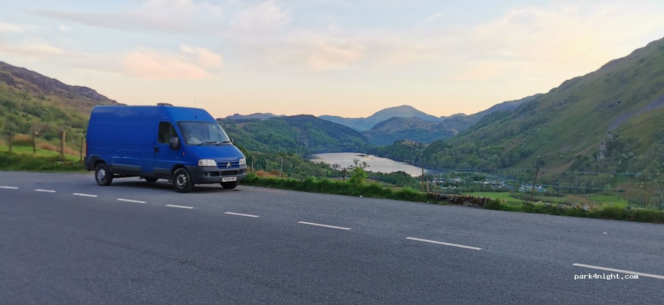 (LL55 4NP) Caernarfon - A498 — foto
