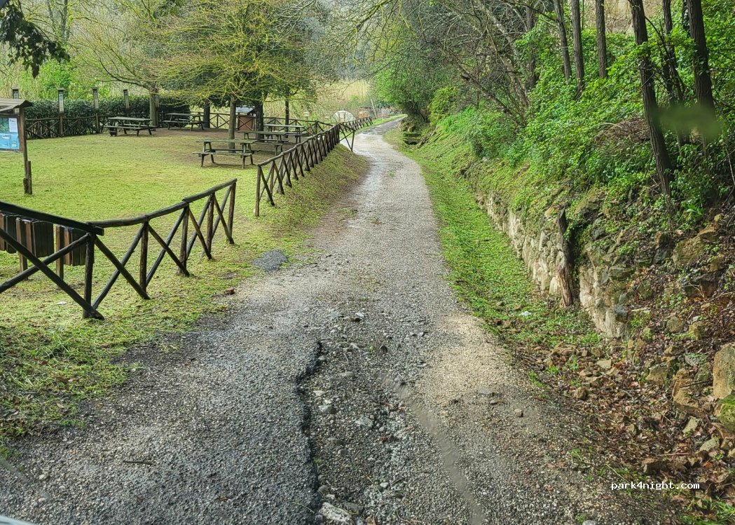 (58017) Pitigliano - 269 Strada Provinciale Pian della Madonna — foto 4