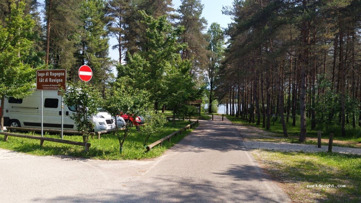 (33030) Ragogna - Unnamed Road — foto