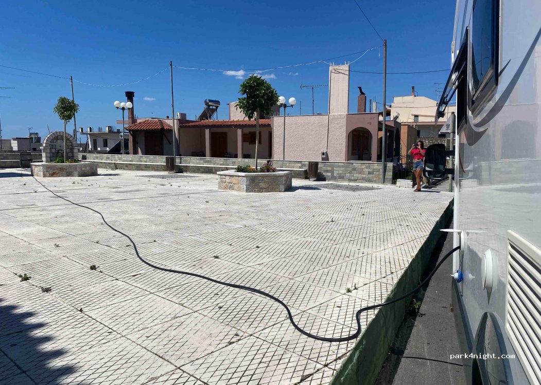 (230 55) Vlachiotis - 359 Ethniki Odos Monemvasias Krokeon — foto 3