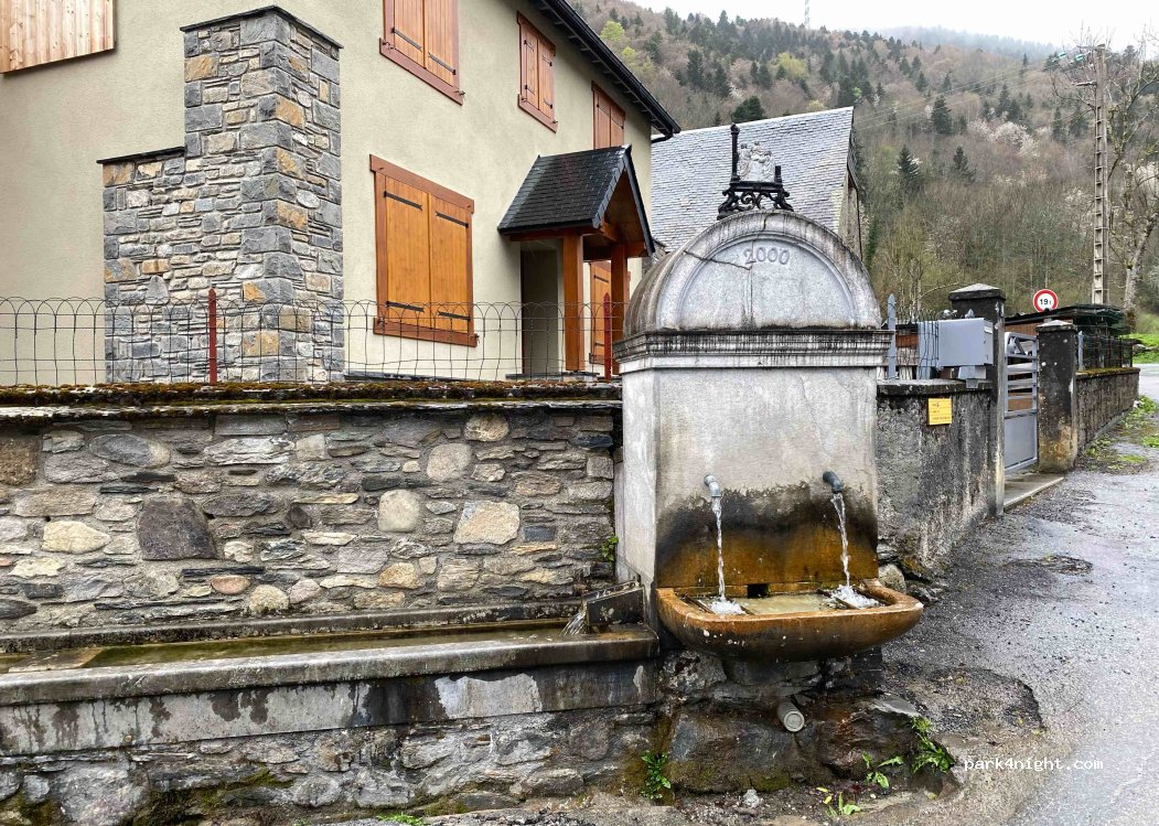 (65170) Tramezaïgues - Le Village — foto