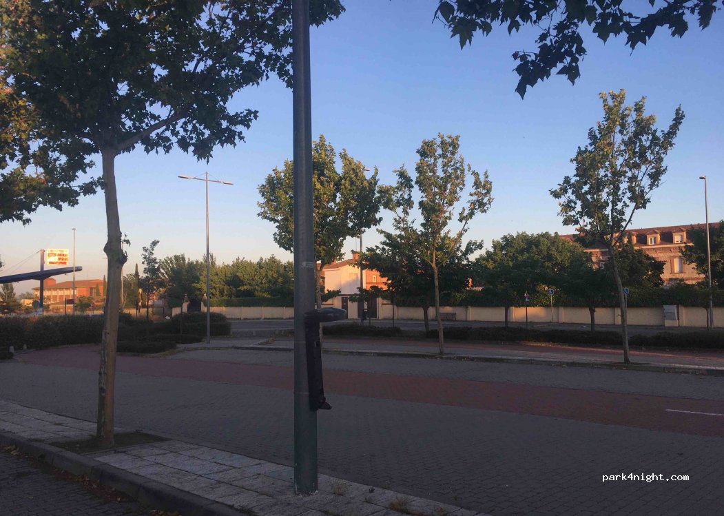 (28600) Navalcarnero - 21 Calle de los Cástines — foto 2