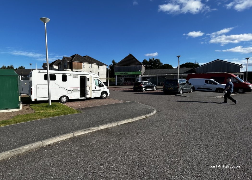 (PH22 1UQ) Aviemor - 6 Granish Way — foto 2