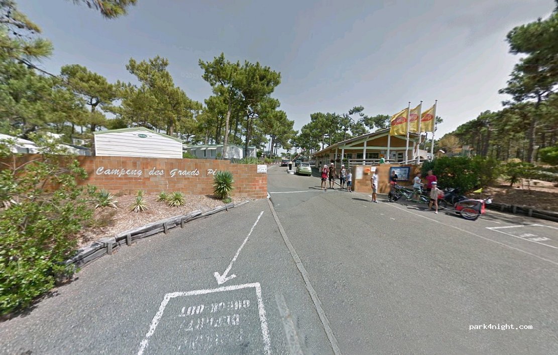 Yelloh! Village Les Grands Pins — foto