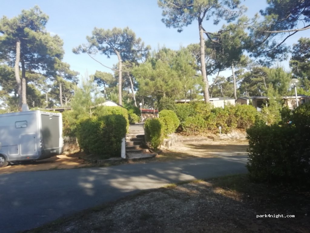 Yelloh! Village Les Grands Pins — foto 2