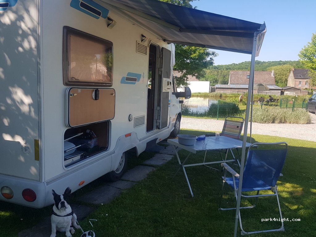 Camping Le petit Saint Jean — foto