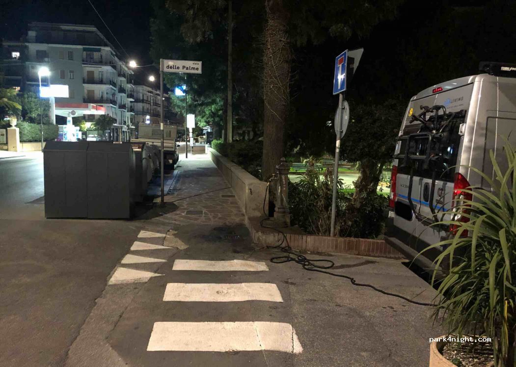 (17021) Alassio - 23 Viale delle Palme — foto 2