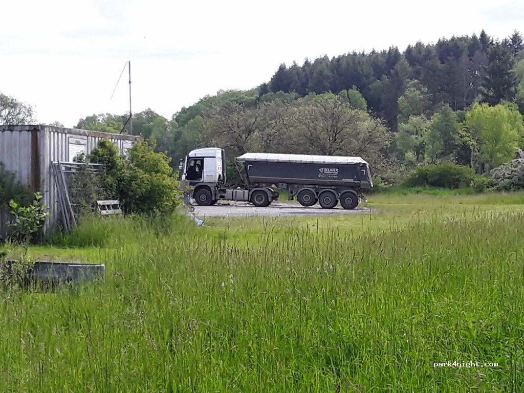 (35641) Schöffengrund - 16 Zur Bernstadt — foto