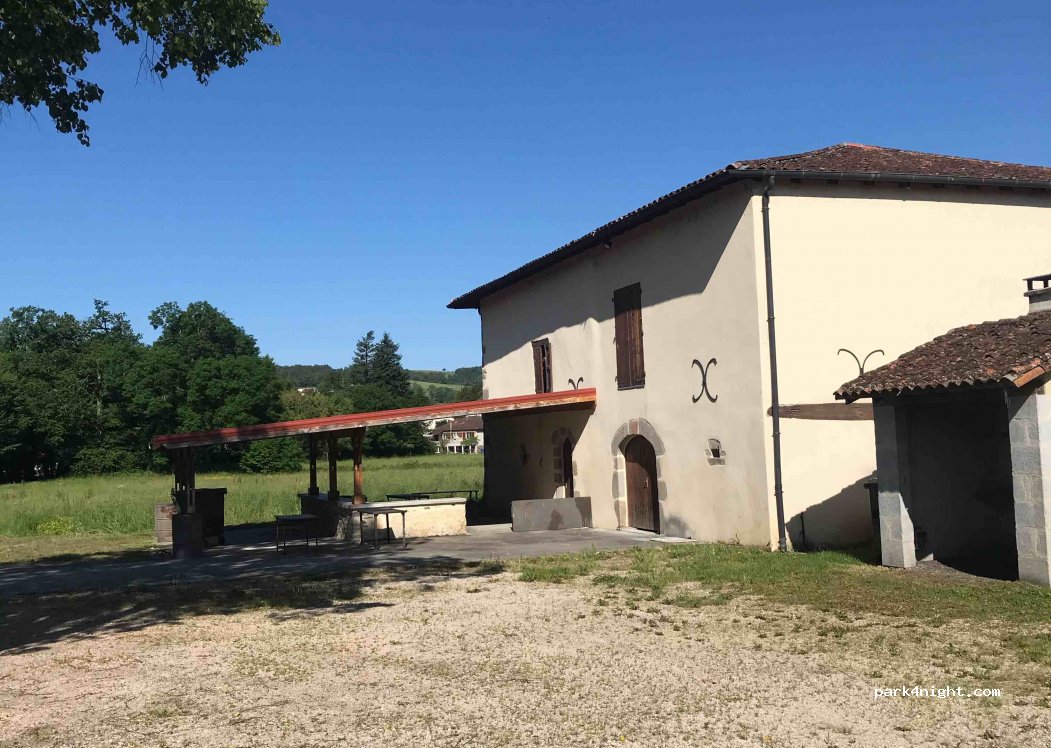 (15600) Maurs - 17 Avenue du Stade — foto 3