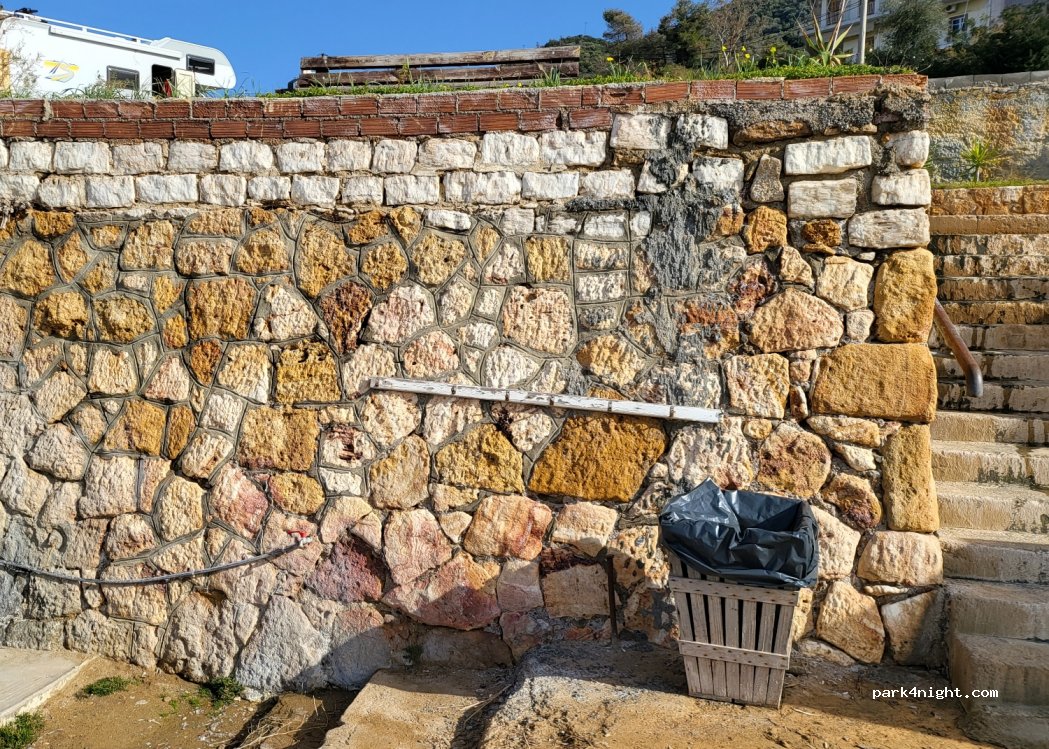 (343 00) Loutra Edipsou - 2 Frinis — foto 4